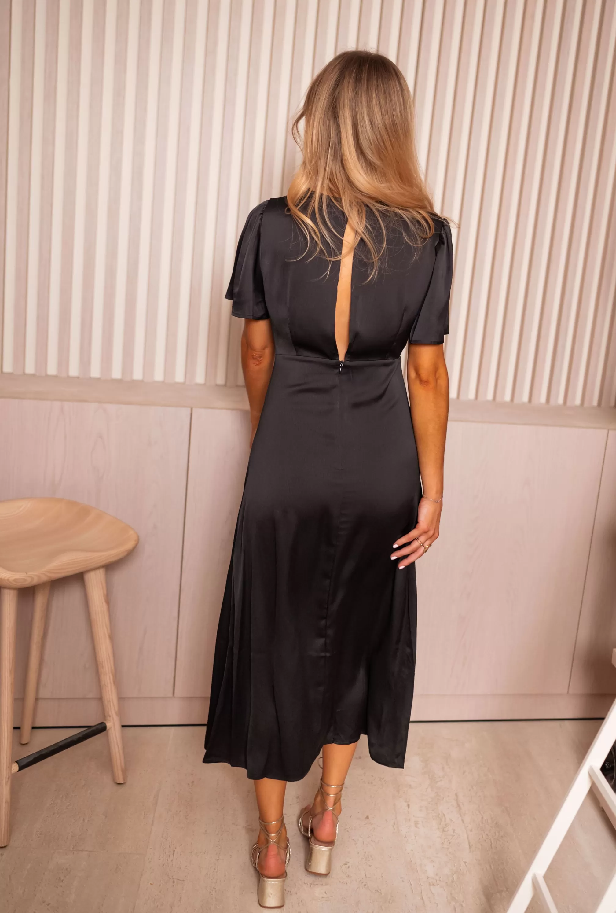 anissa_dress__black_73760-3.webp Anissa Dress - -Easy Clothes New