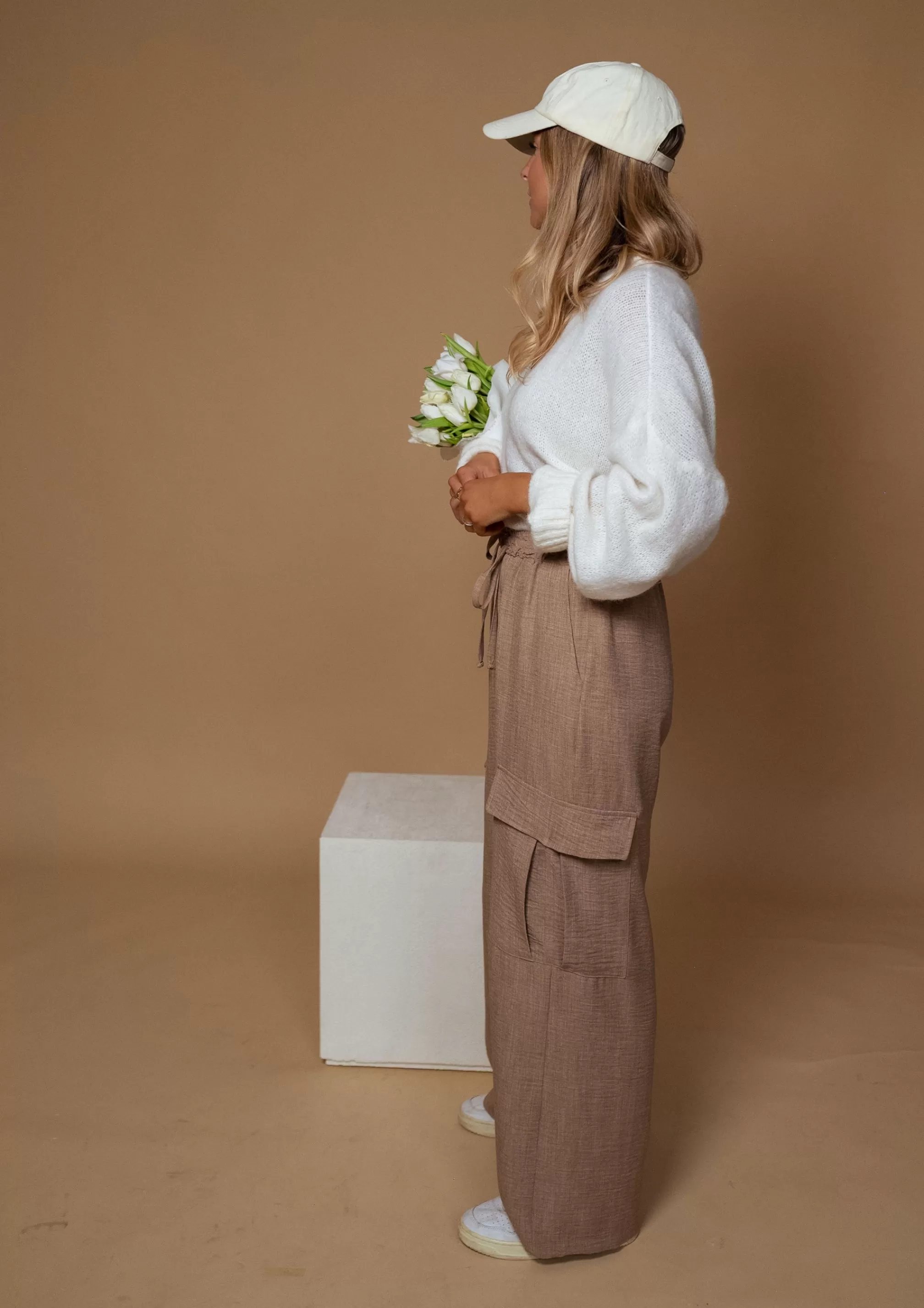 cargo_pants_chocolateancaloose_amp_comfortable_77943-3.webp Cargo Pants Chocolate | Anca | LOOSE & Comfortable-Easy Clothes Cheap