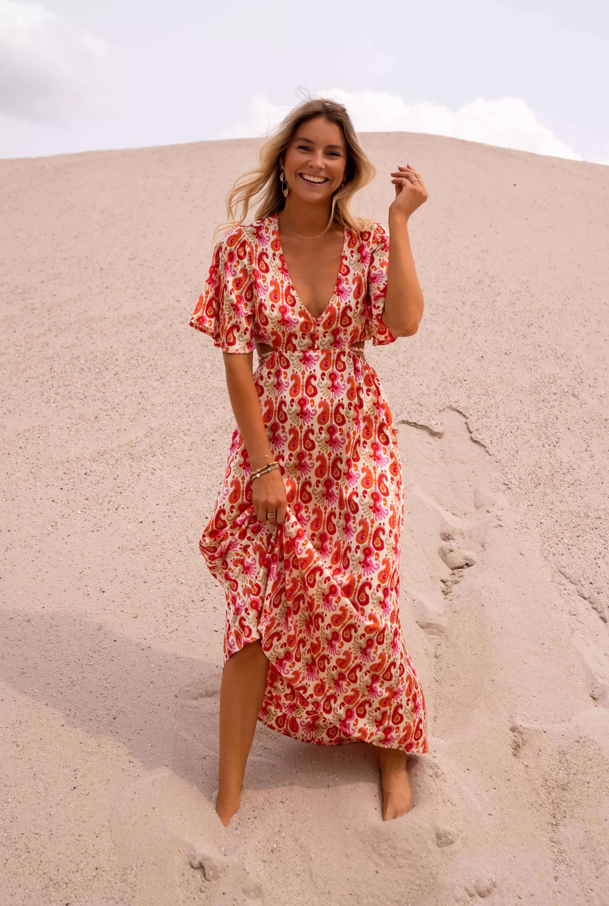 dress_tatiana__pink_and_orange_patterns__simple_clothing_72063-2.webp Dress Tatiana - -Easy Clothes Cheap