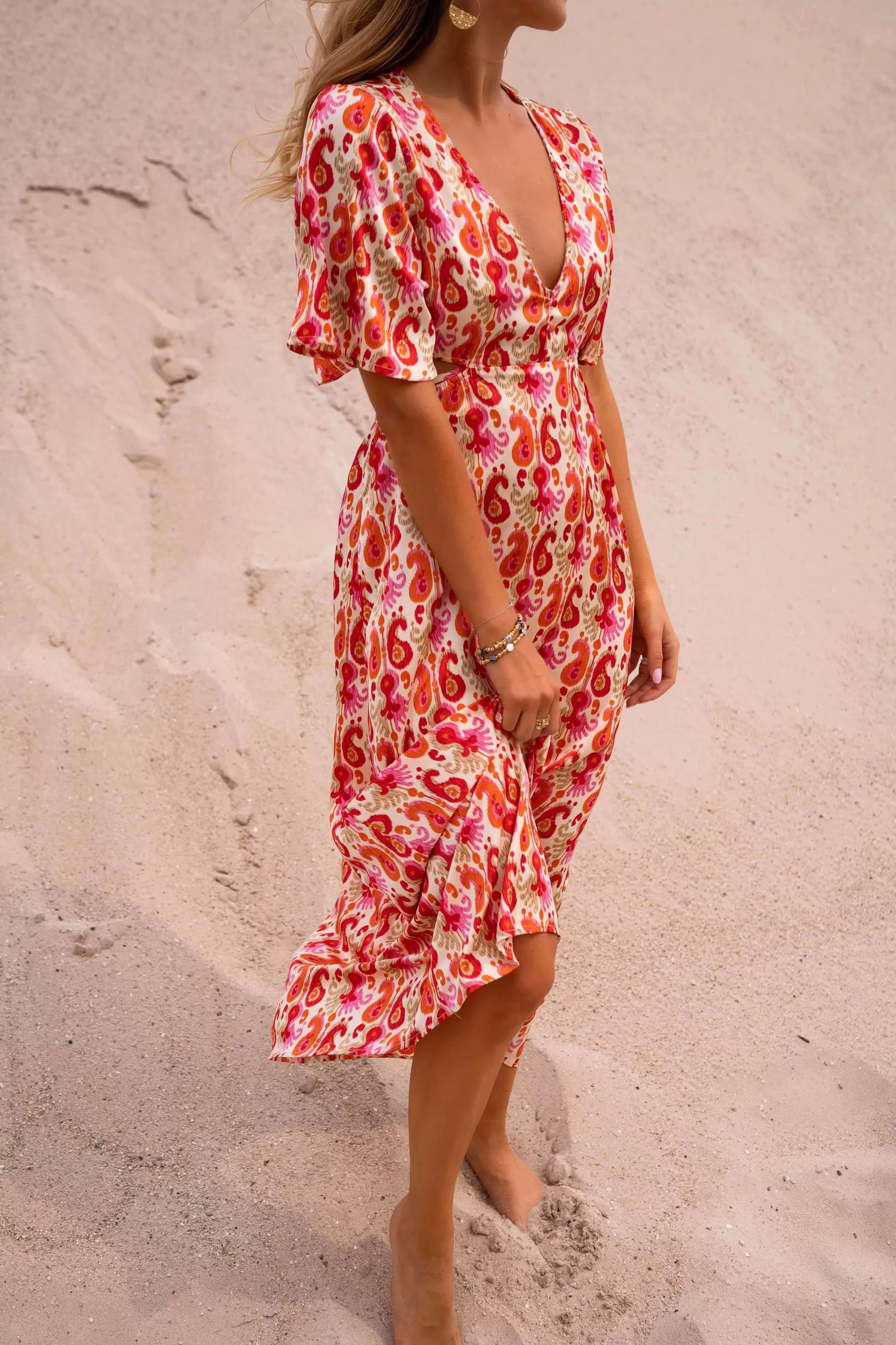 dress_tatiana__pink_and_orange_patterns__simple_clothing_72067-2.webp Dress Tatiana - -Easy Clothes Cheap