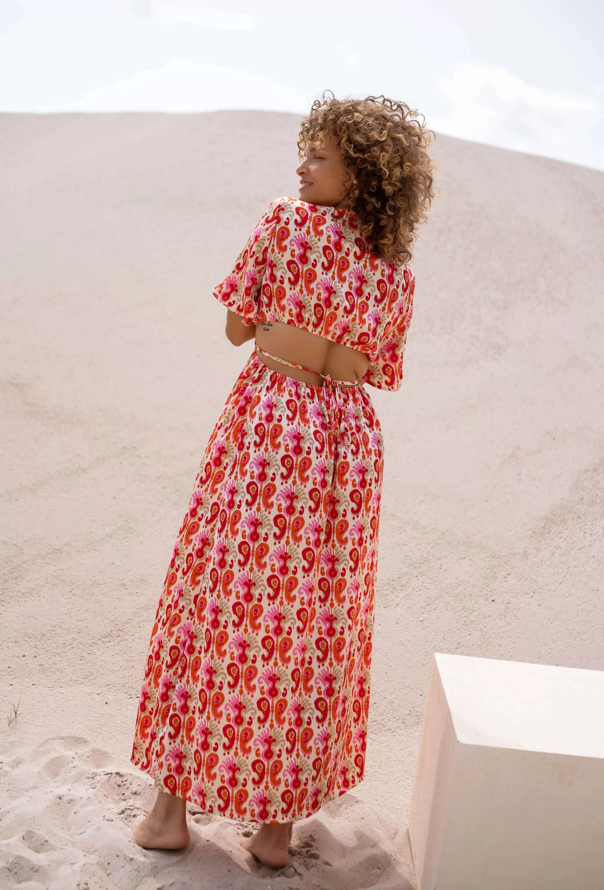 dress_tatiana__pink_and_orange_patterns__simple_clothing_72082-3.webp Dress Tatiana - -Easy Clothes Cheap