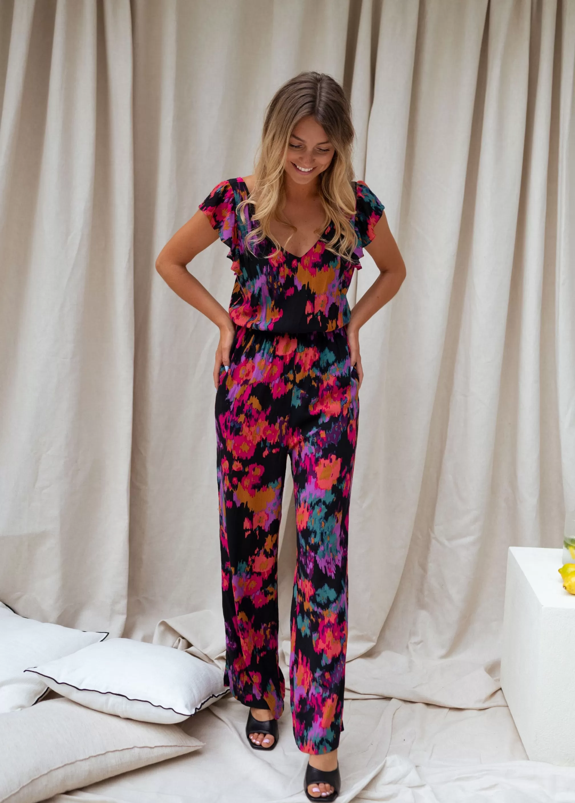 jumpquit_noura__patterned_66832-3.webp Jumpquit Noura - -Easy Clothes Fashion