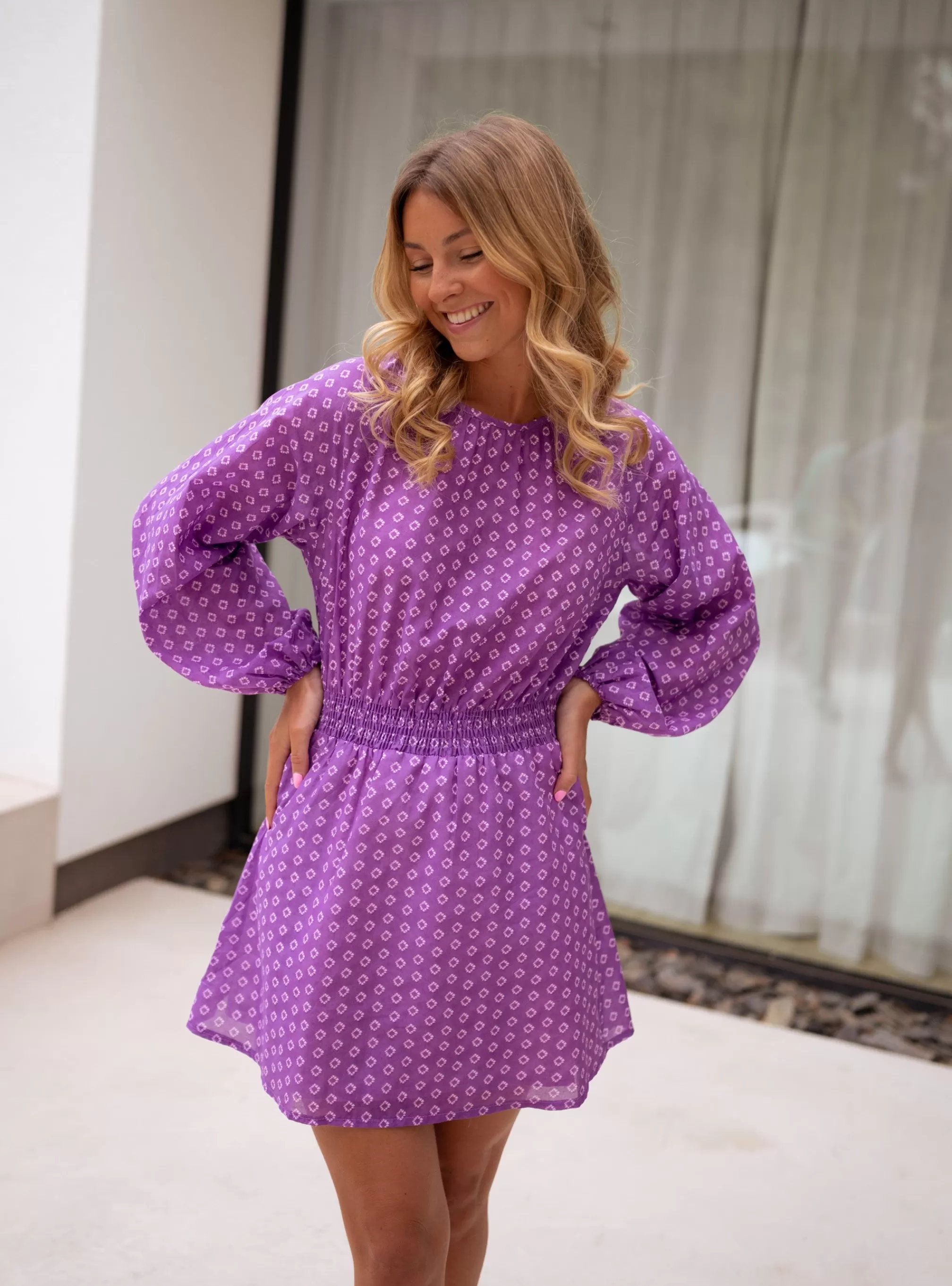 Robe Joly Mauve - CREATION | Robe Mauve Resserrée à La Taille | Prêt-à-porter En Ligne | -Easy Clothes Clearance