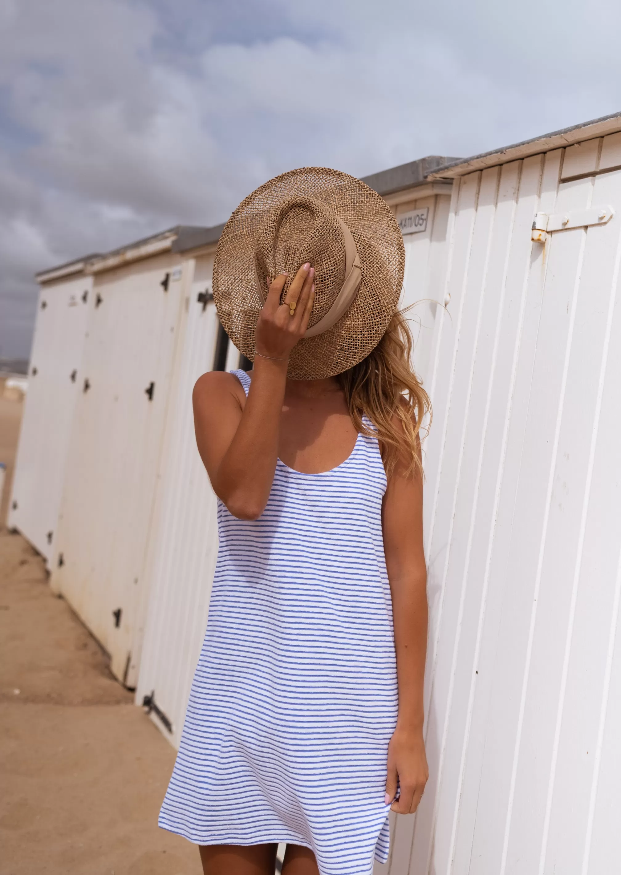 Robe Lovy En éponge Bleu Et écru à Lignes | Robe De Plage Courte | Prêt-à-porter En Ligne | -Easy Clothes Outlet