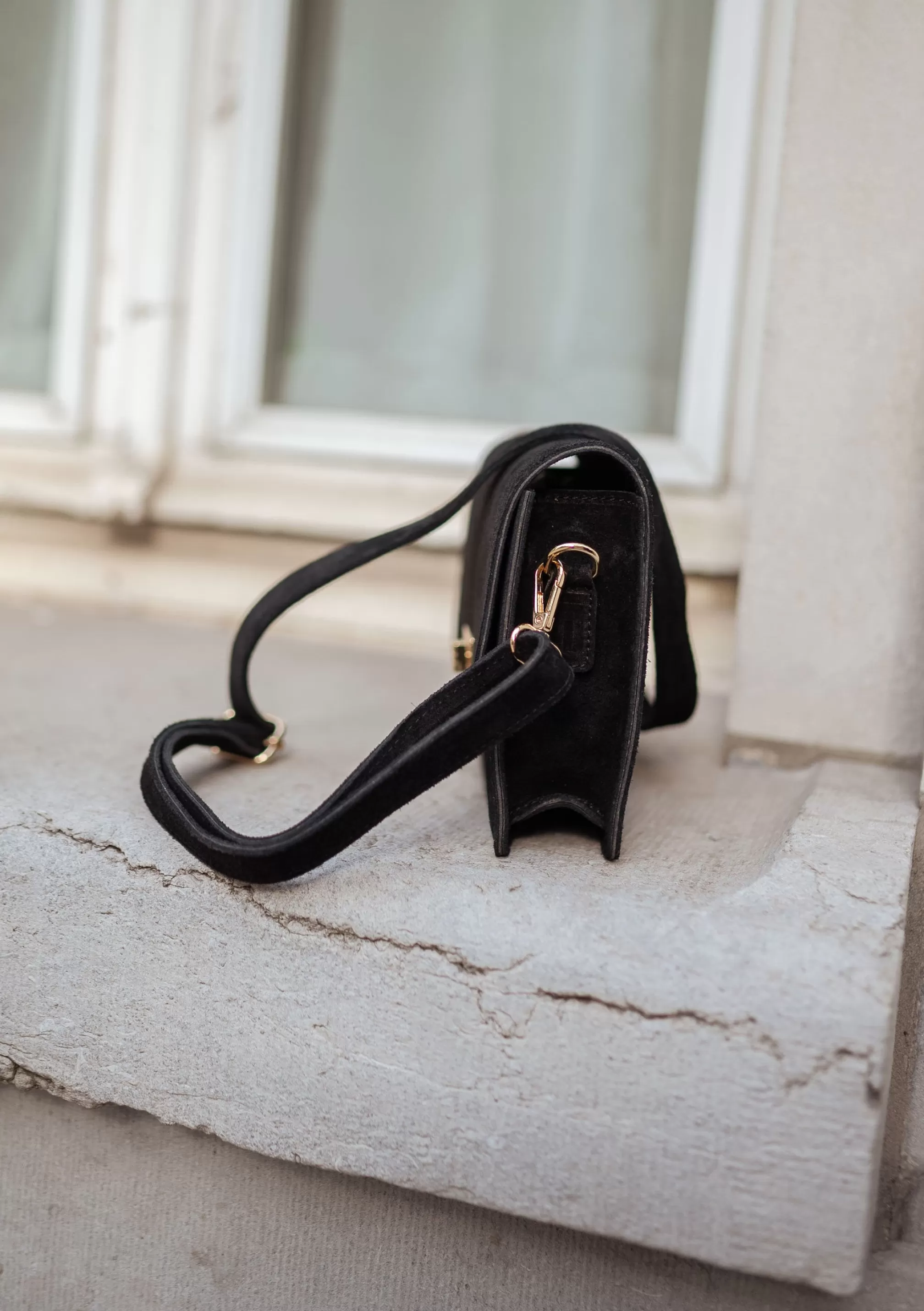 Sac Trika Noir En Daim | Sac à Bandoulière | Prêt-à-porter En Ligne | -Easy Clothes Discount