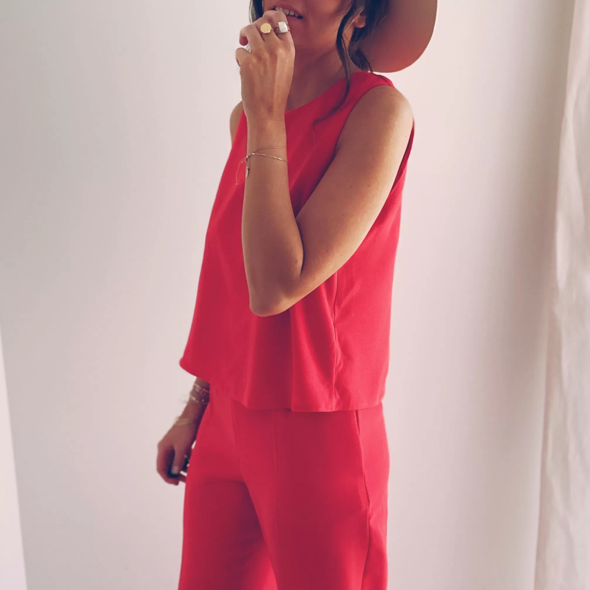 tabata_jumpsuit__coral_red_66539-3.webp Tabata Jumpsuit - -Easy Clothes Fashion