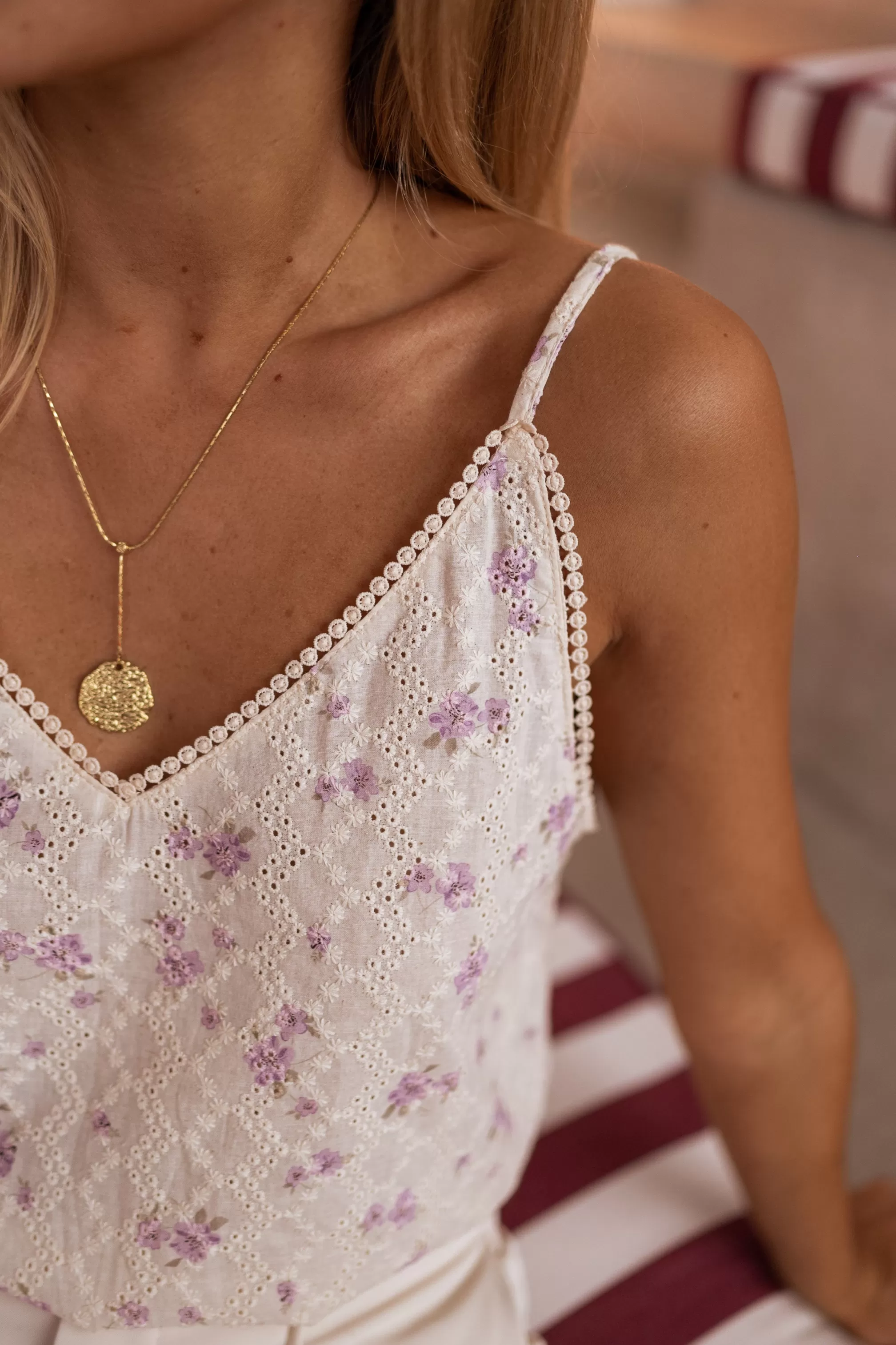 TOP Auda Ecru With Flowers Purple | Light Flower Top | Ready To-Porter Online | -Easy Clothes Flash Sale