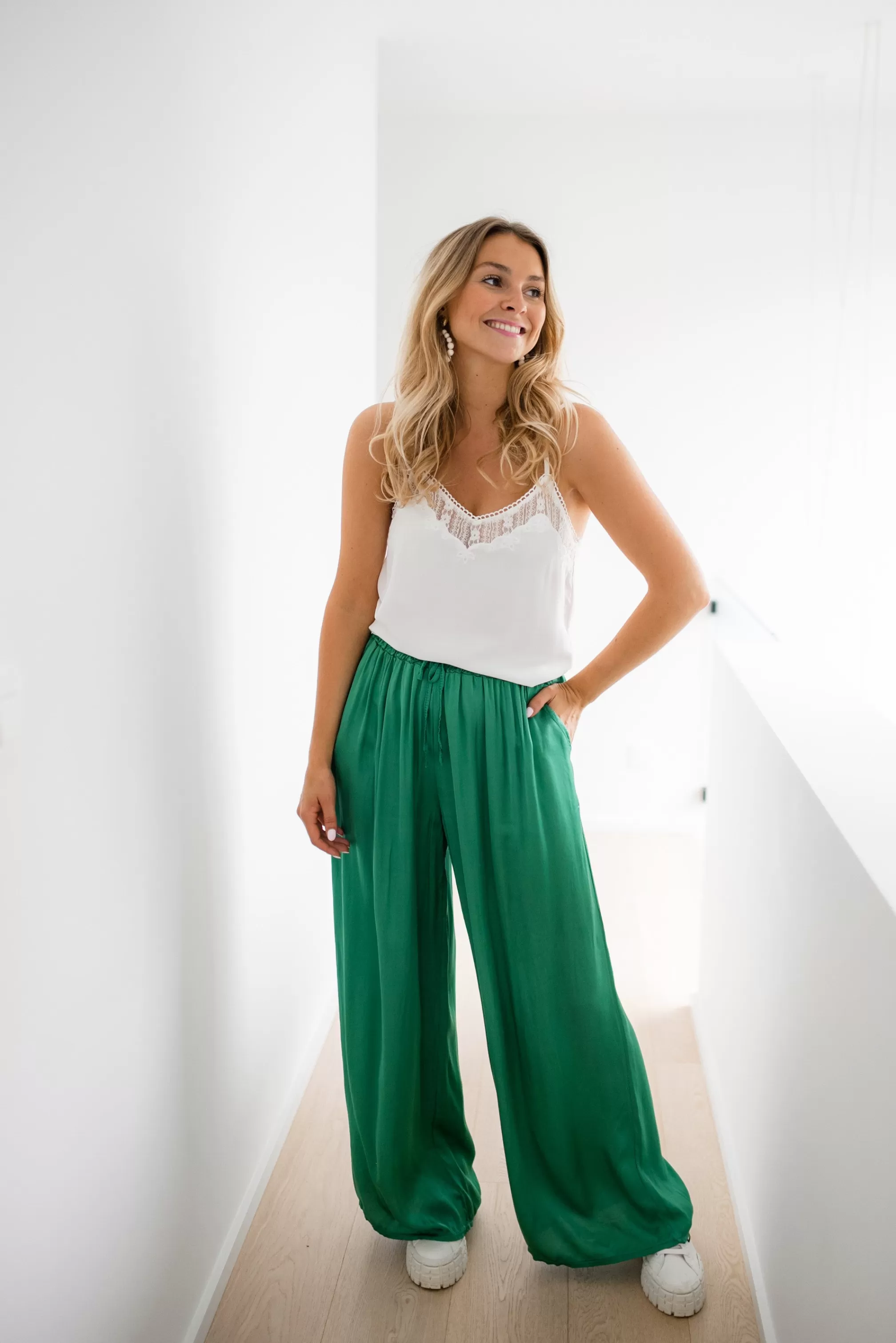 Top Georgia écru à Dentelle | Top Blanc | Prêt-à-porter En Ligne | -Easy Clothes Cheap